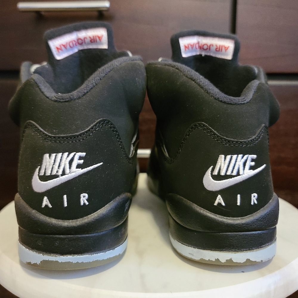2016 Nike Air Jordan 5 V Retro OG Black Metallic Silver - SZ 6.5Y